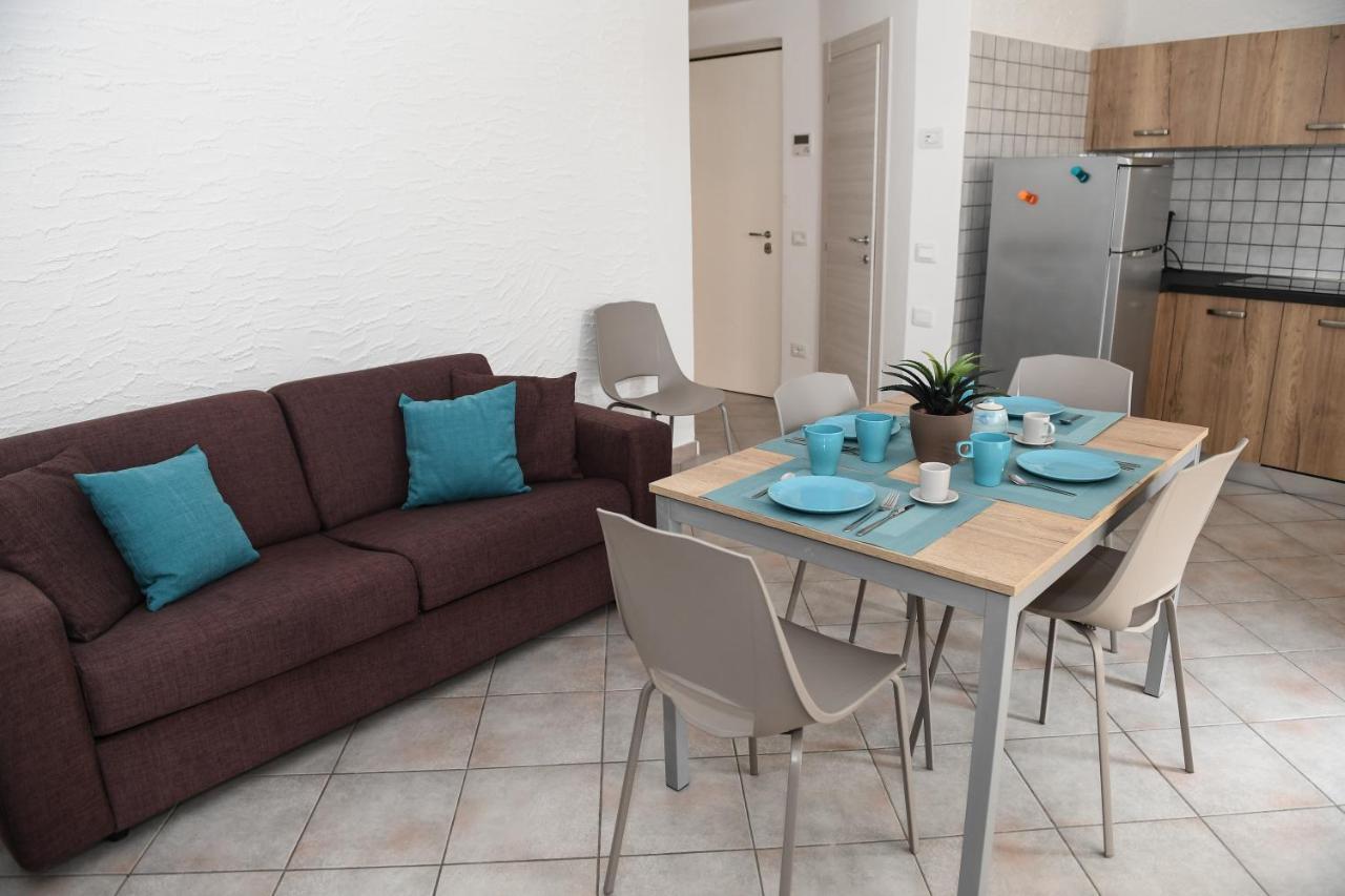 Blue Apartment - A Due Passi Dal Lago, Parcheggio Privato Lazise Bagian luar foto