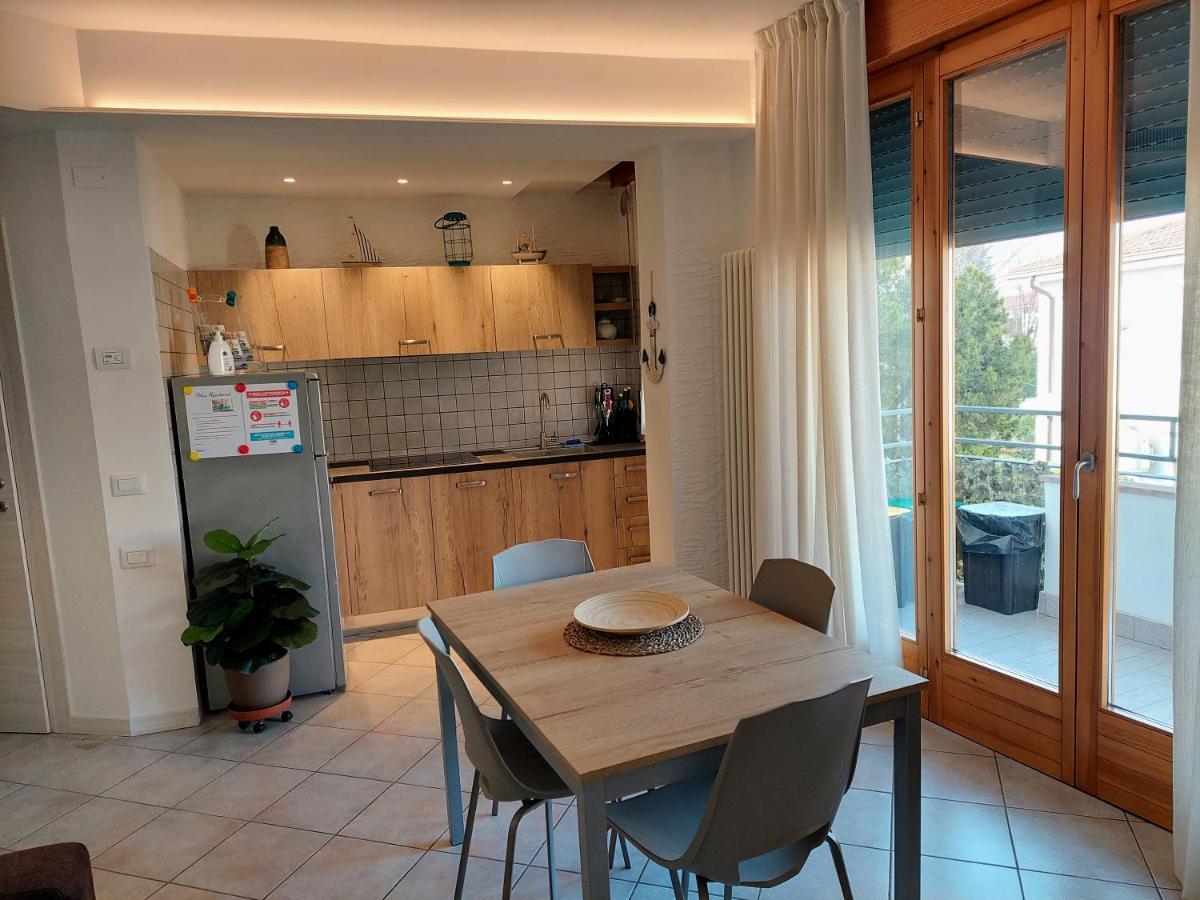 Blue Apartment - A Due Passi Dal Lago, Parcheggio Privato Lazise Bagian luar foto